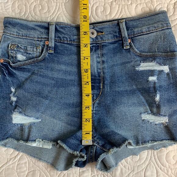 Levi's Denizen cheeky high rise cutoff denim jean shorts medium wash size 3 - Picture 9 of 10